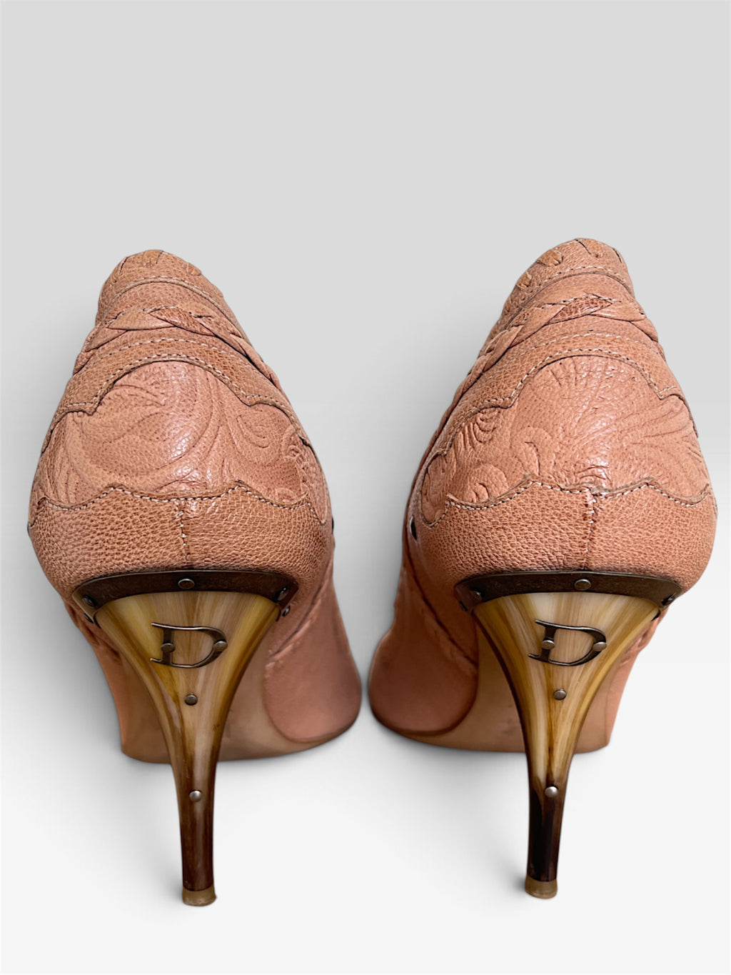 Dior Heels SS2006 Runway by John Galliano Runway Bow Logo Leather Beige Heels