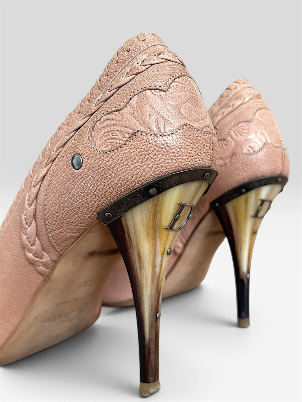 Dior Heels SS2006 Runway by John Galliano Runway Bow Logo Leather Beige Heels